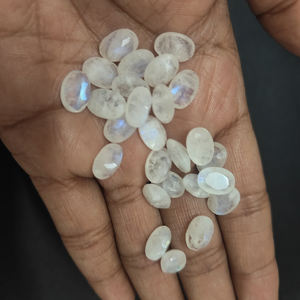 26 piezas de piedra lunar arcoíris Natural 10x7,5mm faceta ovalada 56,1 Cts Iroc ventas piedra lunar de Fuego Azul piedras preciosas sueltas cortadas US $38,47 - Product Image 3
