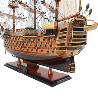 T033A - Maquette de bateau HMS Victory en bois artisanal de taille moyenne avec vitrine peinte pour la décoration intérieure, fournitures d'art et d'artisanat