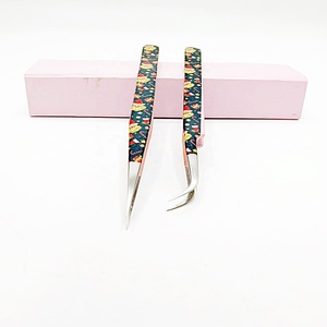แหนบต่อขนตาธีมคริสต์มาส แหนบเคลือบกระดาษ ปลายตรง ปลายโค้ง ปลายแหลม แหนบสแตนเลส อุปกรณ์จับขนตา - Product Image 1