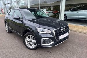 Sedanes Usados en Venta, Modelo Q2 2022, Automáticos, Turbo, Asientos de Cuero Oscuro, Techo Corredizo, Exterior Elegante, Control de Crucero, Ideales para Familias - Product Image 2