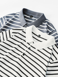 Polo de Punto a Rayas para Hombre, Manga Corta, Casual, Patrón Blanco y Negro, Corte Regular - Product Image 4