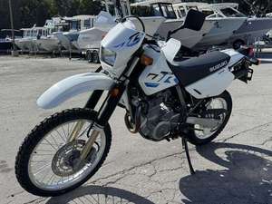 Mejor Oferta al Por Mayor, Venta en Subasta, Motocicleta DR650S 2026 Doble Propósito, Nueva, con 3 Años de Garantía - Product Image 2