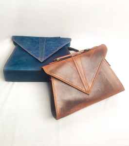 Nuevo bolso de hombro de viaje de diseñador personalizado Vintage, bolso de mensajero de cuero Crunch genuino, bolso cruzado pequeño de diseñador para mujer - Product Image 1