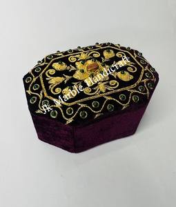 Boîte à bijoux octogonale en velours, design personnalisé, durable, broderie, solution de rangement parfaite pour Thanksgiving - Product Image 5