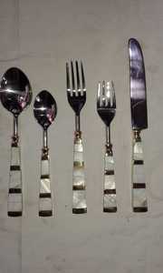 Nouvelle vente chaude vaisselle de luxe ensemble de dîner en acier inoxydable couverts en métal doré pour la fête de bureau avec miroir ensemble de couverts en or - Product Image 2