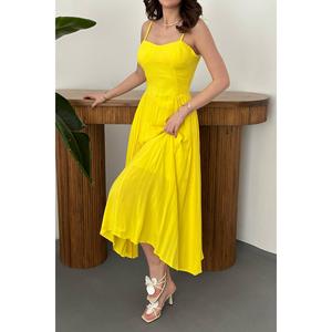 Vestido Largo Amarillo con Volantes y Copas en el Busto - Amarillo - Product Image 4