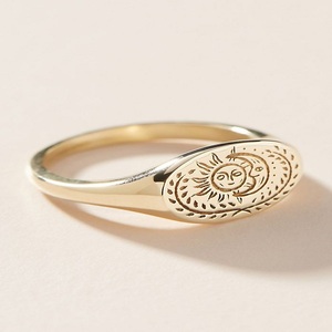 แหวนทองเหลืองโลหะแบบเรียบดีไซน์สร้างสรรค์สำหรับแฟนสาวแหวนชุบทองสีเหลืองแหวนแฟชั่นสำหรับเครื่องประดับงานแต่งงาน - Product Image 3