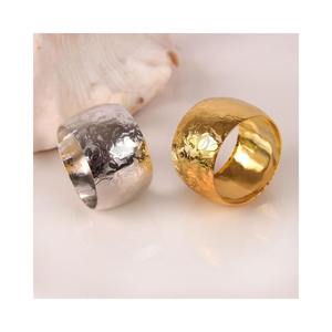 Le plus récent pas cher fil ronds de serviette papillon métal porte-anneau de serviette écologique en vrac décoration de table argent or ronds de serviette - Product Image 1