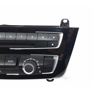 Console centrale avec commandes de climatisation et autoradio BMW Série 3 F31 Touring 64119384046 B47 D20 A Diesel 2000 (11>) - Product Image 6