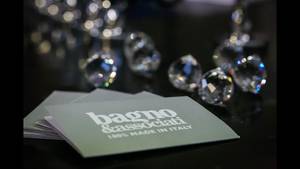 Ensemble de 5 accessoires de salle de bain élégants et modernes en acier inoxydable 100% italien, écologiques, de qualité supérieure pour la vente au détail et l'exportation - Product Image 3