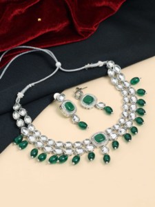 Conjunto de collar de Gargantilla con cuentas Kundan cuadrado de diseñador exquisito - Product Image 2