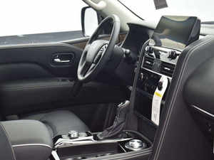 QX80 2024 en perfecto estado - Product Image 3