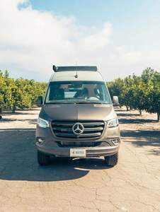 Mercedes Sprinter 4x4 Mini RV, Camioneta de Lujo Personalizada, Camper Van. - Product Image 3