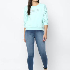 Sudaderas con Capucha y Cuello Redondo Holgadas de Invierno para Mujer, Diseño Nuevo, con Insignia Frontal Personalizada y Servicio ODM OEM - Product Image 3