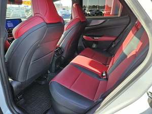 2022 Lexus NX HYBRID NX 450H + F การจัดการกีฬา AWD SUV พร้อมเบาะหนังไฟหน้า LED หน้าจอสัมผัสและไฟกลางวัน - Product Image 4