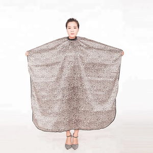 Échantillon gratuit Cape de coupe Coiffure Salon de coiffure imprimé personnalisé - Product Image 2