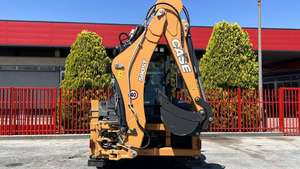 Tractopelle Case 580ST avec fonction de chargeur frontal Tracteur de phase IV avec service et réparation de composants de moteur central - Product Image 5