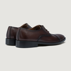 Chaussures Oxford en cuir véritable pour hommes incarnant le luxe idéal pour les mariages et les vêtements de bureau élégants Chaussures habillées Vente en gros - Product Image 3