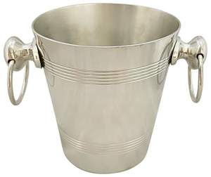 Seau à glace durable en acier inoxydable avec finition miroir et couvercle sécurisé conçu pour les besoins de service des boissons intérieures et extérieures - Product Image 1