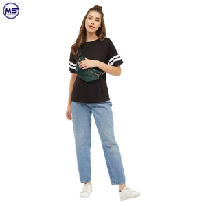 Camiseta lisa de algodón de manga corta con cuello redondo y logotipo personalizado de alta calidad 2025 para mujer disponible en varios colores - Product Image 5