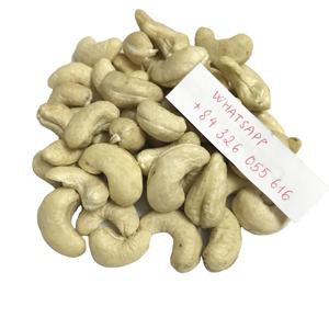 Noix de cajou brutes de la nouvelle récolte 2023, qualité supérieure, grade W320, noix de cajou entières séchées, fabricant direct du Vietnam, téléphone +84 - Product Image 3