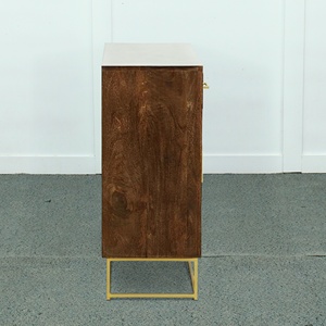 Meuble de rangement contemporain de luxe en manguier massif Parqueterie Design Deux portes Deux tiroirs Salon Cuisine en métal doré - Product Image 5