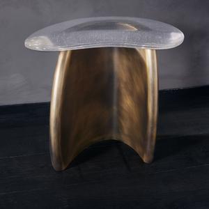 โต๊ะกาแฟทรงกลม ดีไซน์สวยงาม โต๊ะข้างโลหะ คุณภาพแบบโบราณ ขนาดสั่งทำได้ โต๊ะข้างอะลูมิเนียมสีทองเหลือง - Product Image 6