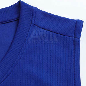 Conjuntos de Uniformes de Baloncesto Transpirables para Hombre Hechos en Pakistán, Colores y Logotipos Personalizados, 100% Poliéster, Precio Bajo - Product Image 4