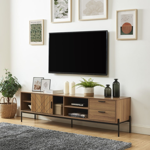 Mueble de TV Industrial de Madera con Acabado Roble Oscuro, Puertas Correderas con Patrón 3D Extensibles, Cajones y Patas Metálicas, 65+ Pulgadas, para Sala de Estar o Dormitorio - Product Image 2