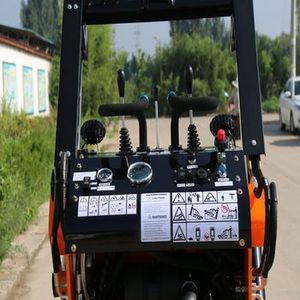 Minicargadora diésel a gasolina, minicargadora diésel sobre orugas, minicargadora sobre ruedas - Product Image 4