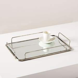 Plateau rond en métal et en verre miroir de conception artisanale avec une qualité supérieure utilisé pour un usage élégant à la maison et à l'hôtel - Product Image 6