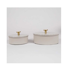 Bol à chocolat au design fantastique en fer poli argent et or, serveur de noix à prix acceptable - Product Image 4