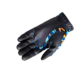 Guantes de golf suaves a todo color Nuevo diseño Durable Transpirable Cómodo Hecho a medida Material de PU Guantes de golf de cuero genuino - Product Image 5