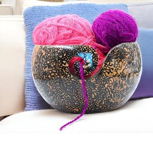 Bols à tricoter et à crocheter en résine de qualité d'exportation avec sculpture en filet et design Bol en fil de résine artisanal et écologique - Product Image 1