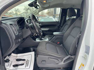 Chevrolet Colorado LT LHD Usada de 2022 - Product Image 2