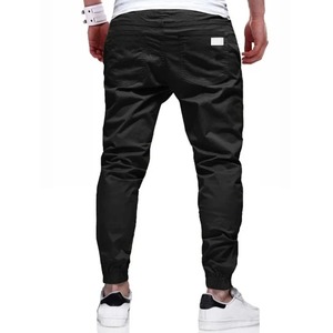 Pantalon de jogging cargo décontracté personnalisé et léger de qualité supérieure pour homme pantalon tendance multi-poches pour homme - Product Image 2