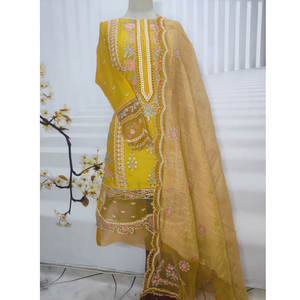 Tenue décontractée trois pièces pour femmes, Salwar Kameez indien-pakistanais brodé, prêt-à-porter, tissu doux, respirant, à séchage rapide - Product Image 6