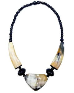 Venta al por mayor colorido cuerno diseño Collar para mujer moda perla colgante collares declaración religiosa por glowin moda - Product Image 5