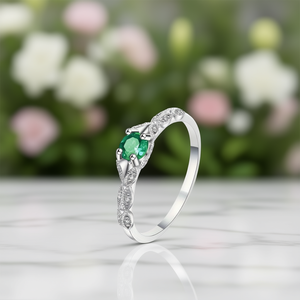 Anello in Acciaio Inossidabile con Smeraldo, Classico da Donna con Incastonatura a Griffe, Pietra Rotonda, Gioiello di Moda per Fidanzamento e Pietra Portafortuna di Maggio - Product Image 2