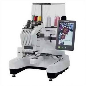 Machine à broder Excellence Brother PR680W à 6 aiguilles avec fonctionnalité sans fil - Product Image 1