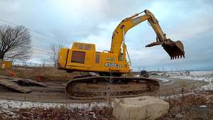 Excavadora Compacta John Deere 30G de Alto Rendimiento para Excavación, Apertura de Zanjas y Trabajos de Construcción Pesada a Bajo Precio - Product Image 2