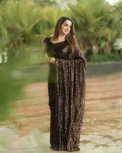 Atractivo indio pesado Georgette bordado Saree diseño único Color negro Sexy secuencia trabajo manga blusa exportaciones - Product Image 3