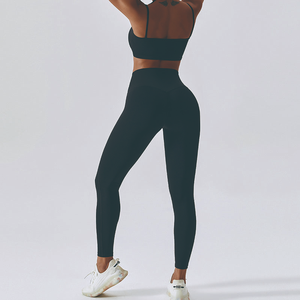 Ensemble de sport et yoga pour femme, nouveau style 2026, haute qualité, uni, avec taille élastique, respirant et séchage rapide - Product Image 5