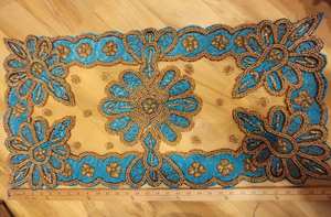 Napperon perlé Chargeur rond fait à la main pour salle à manger de luxe et décor de vacances Pièce unique perlé à la main, napperon, pendaison de crémaillère - Product Image 3