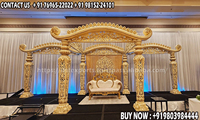 Magnifique mandap de mariage en cristal de forme ovale avec des piliers en cristal taillés en diamant, décoration de mandap de mariage luxueuse, installation de décoration américaine