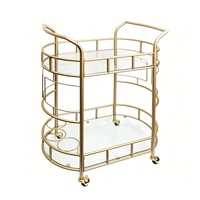Chariot de bar à trois niveaux en métal chromé avec porte-bouteilles et porte-verres à vin, roulettes, design moderne, idéal pour hôtels, cuisines, fêtes, événements, maison élégante