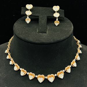 Collier rond taille brillant en or massif 14K avec diamants naturels pour femmes Collection de bijoux de luxe avec évaluation par un tiers - Product Image 2