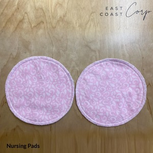 แผ่นรองพยาบาลแบบนำกลับมาใช้ใหม่ได้ระบายอากาศได้ดีมีรูปแบบซักได้ผลิตภัณฑ์สำหรับคนท้องอายุ - Product Image 1