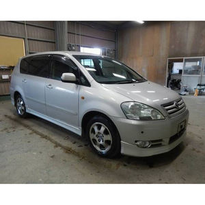 Usado To-yota Ipsum Automatic MPV Características de seguridad avanzadas, exterior elegante e Interior cómodo - Product Image 4