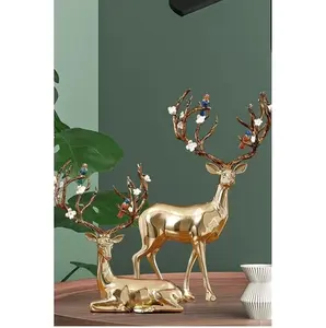 Kerstcadeau Gouden Tafeldecoratie Huisdecor Vintage Metalen Dierenornament Messing Hertenbeeld Beeldje Gemaakt In India 2023